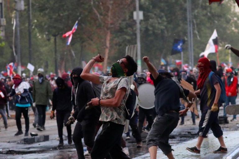 Chile: aseguran que los heridos por las protestas son “más de 2500”