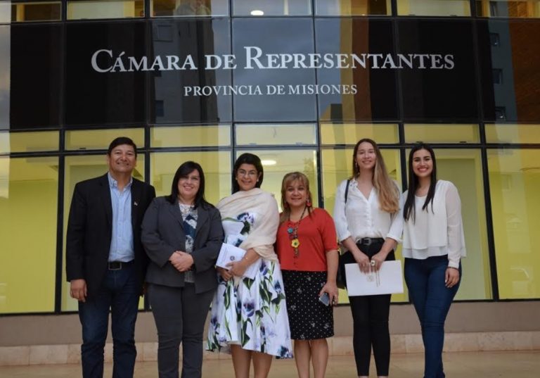 La embajadora de Costa Rica recorrió la Legislatura misionera