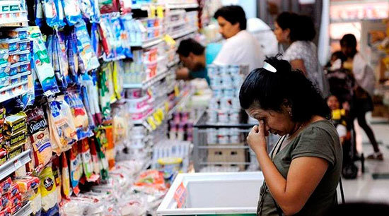 Los nuevos aumentos autorizados por el Gobierno llevarán el piso de la inflación a 54%