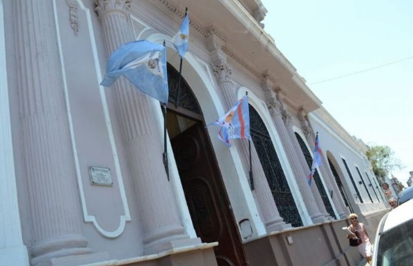 Empleados municipales correntinos abusaron de otro trabajador y lo filmaron