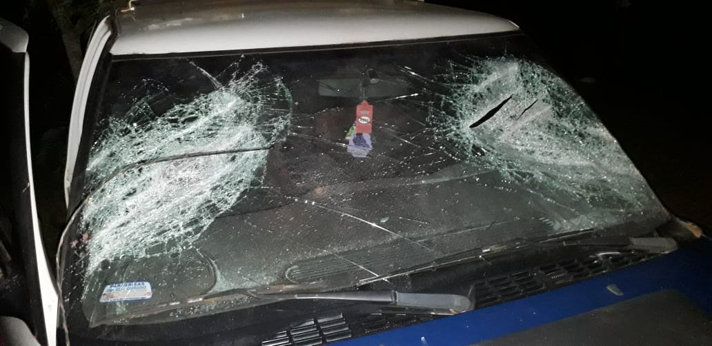 Aurora: provocaron descomunal desorden y atacaron a tiros a la policía