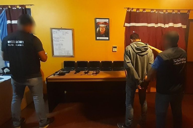 Recuperaron netbooks robadas al establecimiento escolar N°949 de San Vicente