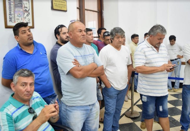 Audiencia por tarifa de taxis en Posadas: piden un incremento del 16,7%