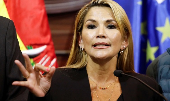 Jeanine Áñez busca que Macri reconozca su gobierno: “Que sea más claro”