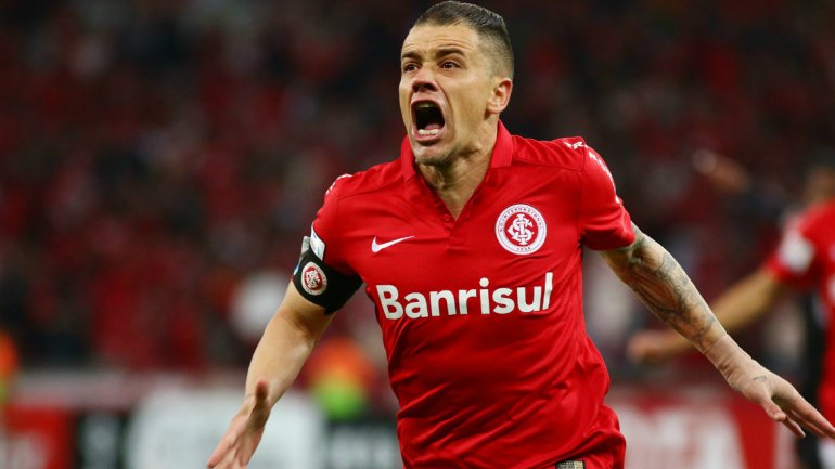 Andrés D´Alessandro acordó la renovación de su contrato con Internacional de Brasil