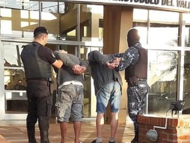 Colonia Aurora: detuvieron a hombres que se enfrentaron a tiros con la Policía