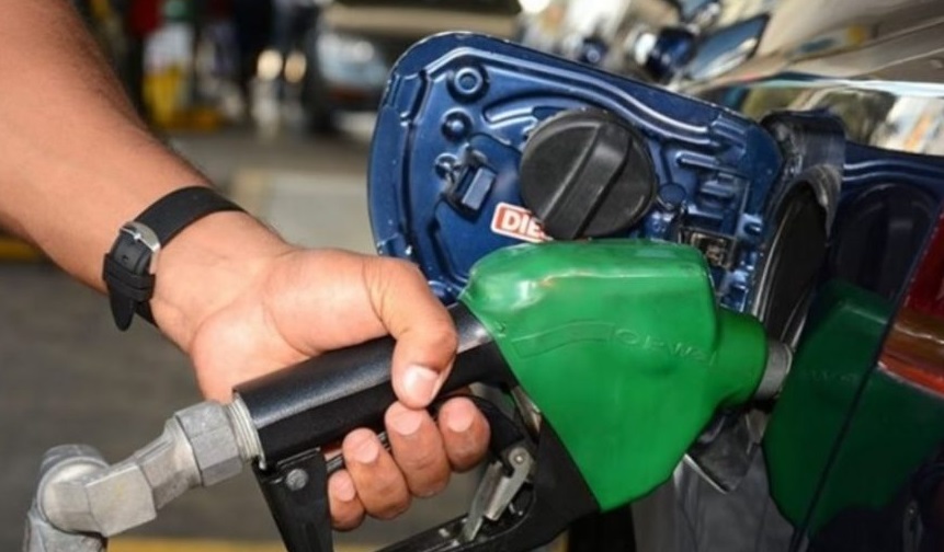 El precio de los combustibles aumenta un 5% a partir de la medianoche