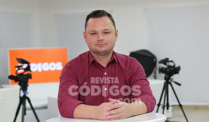 Sebastián Balanda: “Códigos es el producto de una maratón y no de una carrera corta”