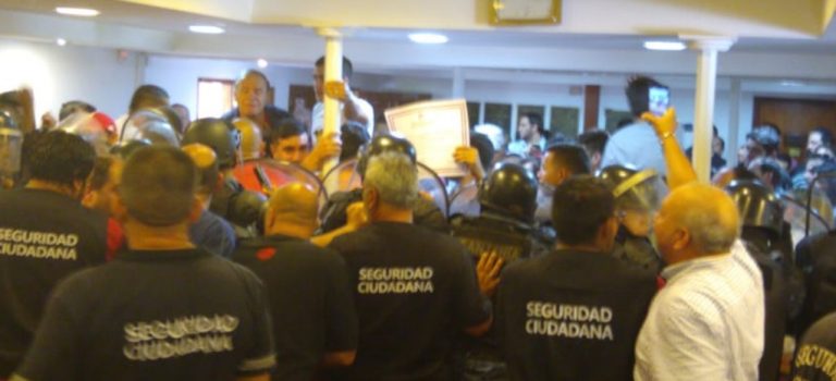 Iguazú: por disturbios suspendieron la sesión en el Concejo Deliberante
