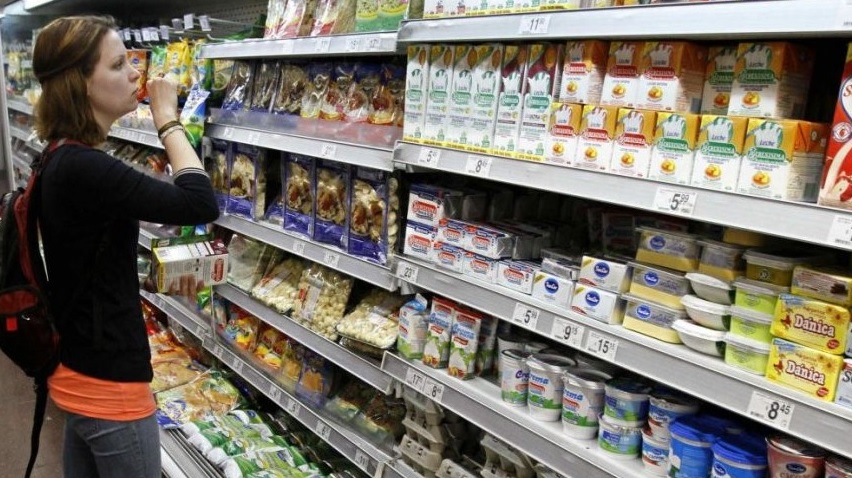 Economía: Gobierno nacional negocia con privados el regreso del IVA y habrá aumentos de precios