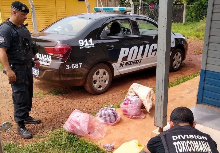 Incautaron cogollos y semillas de marihuana en un procedimiento en Oberá