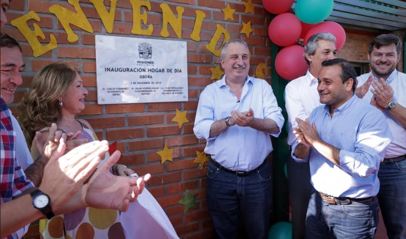 Inauguraron obras de saneamiento y el Hogar de Día en Oberá