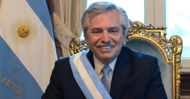 El primer día de Alberto Fernández como presidente: reuniones y asunciones de Kicillof y Perotti