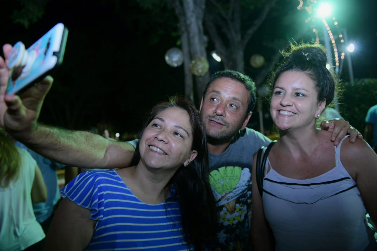 Herrera Ahuad y Arce compartieron la cena de fin de año con familiares de enfermos internados en el Madariaga 1 2 - WhatsApp Image 2019 12 31 at 21.50.58 1 - 1