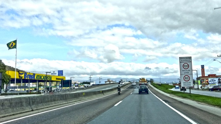 Seguridad Vial Misiones emitió una serie de recomendaciones para los que viajan a Brasil en auto