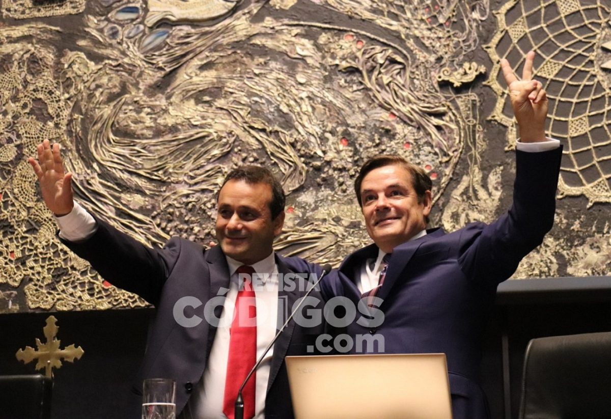 Rovira y Herrera Ahuad congelaron los sueldos políticos durante 180 días en la Provincia