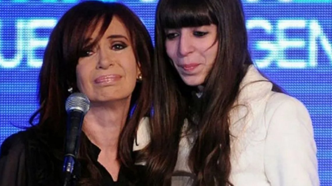 Autorizan a Cristina a viajar a Cuba para pasar fin de año junto a su hija