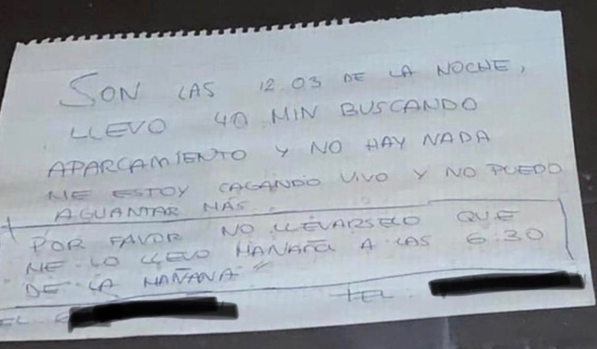 Dejó una nota para que la grúa no le lleve el auto estalló en las redes