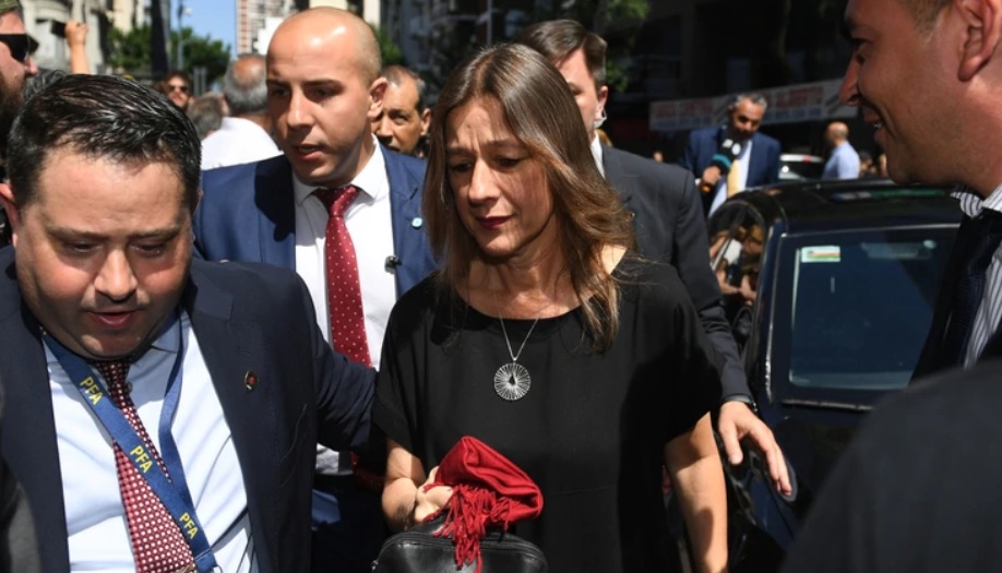 Derogaron el protocolo de uso de armas de fuego, de las Taser y el control de DNI