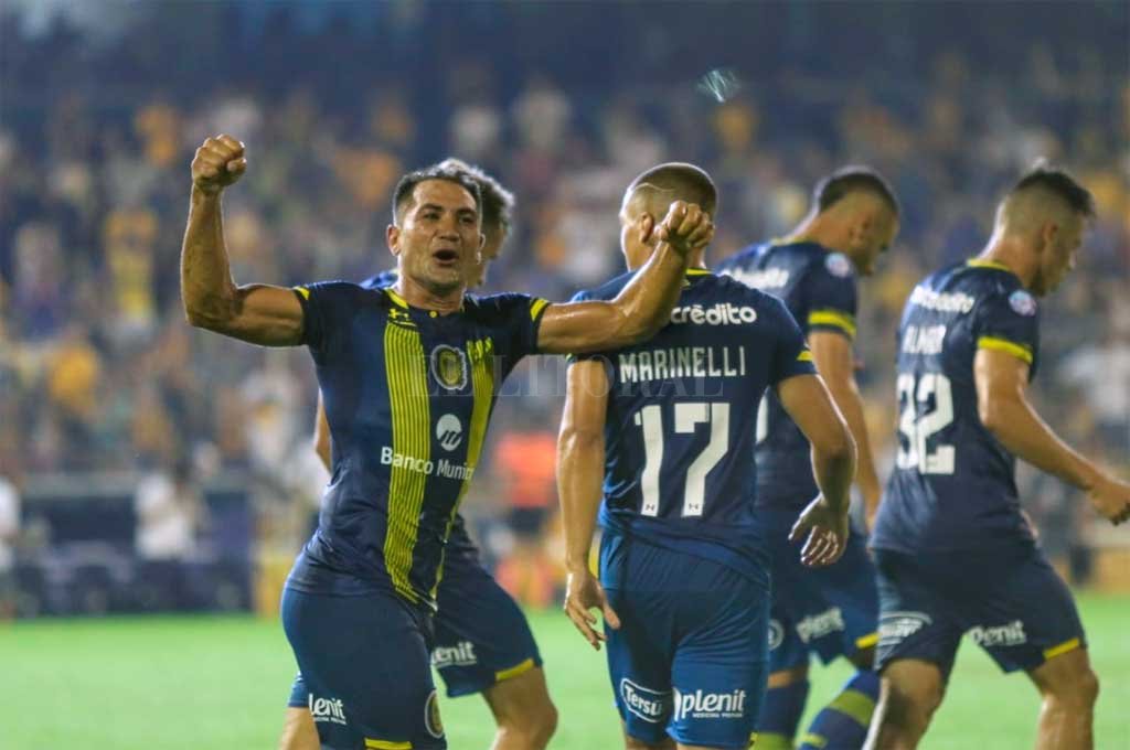 Central celebró una victoria ante Huracán en el Gigante de Arroyito