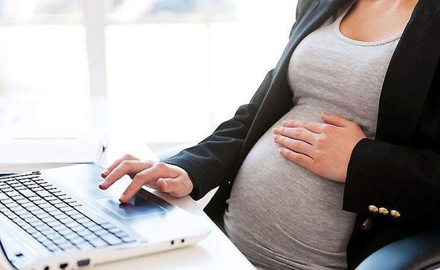 Licencia por maternidad: cuándo empieza, cuántos días dura y cómo es el trámite en la ANSES