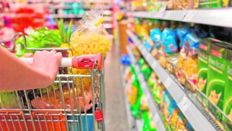 El consumo acumuló una baja de 10,8% en el último año