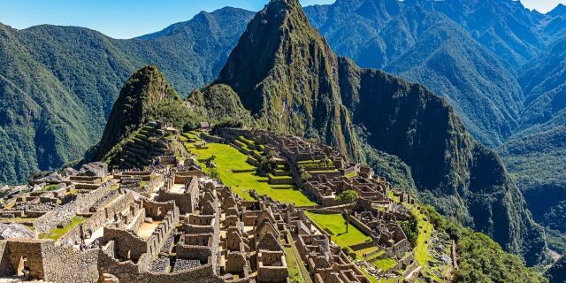 Turistas argentinos terminaron detenidos por dañar y defecar en el Machu Picchu