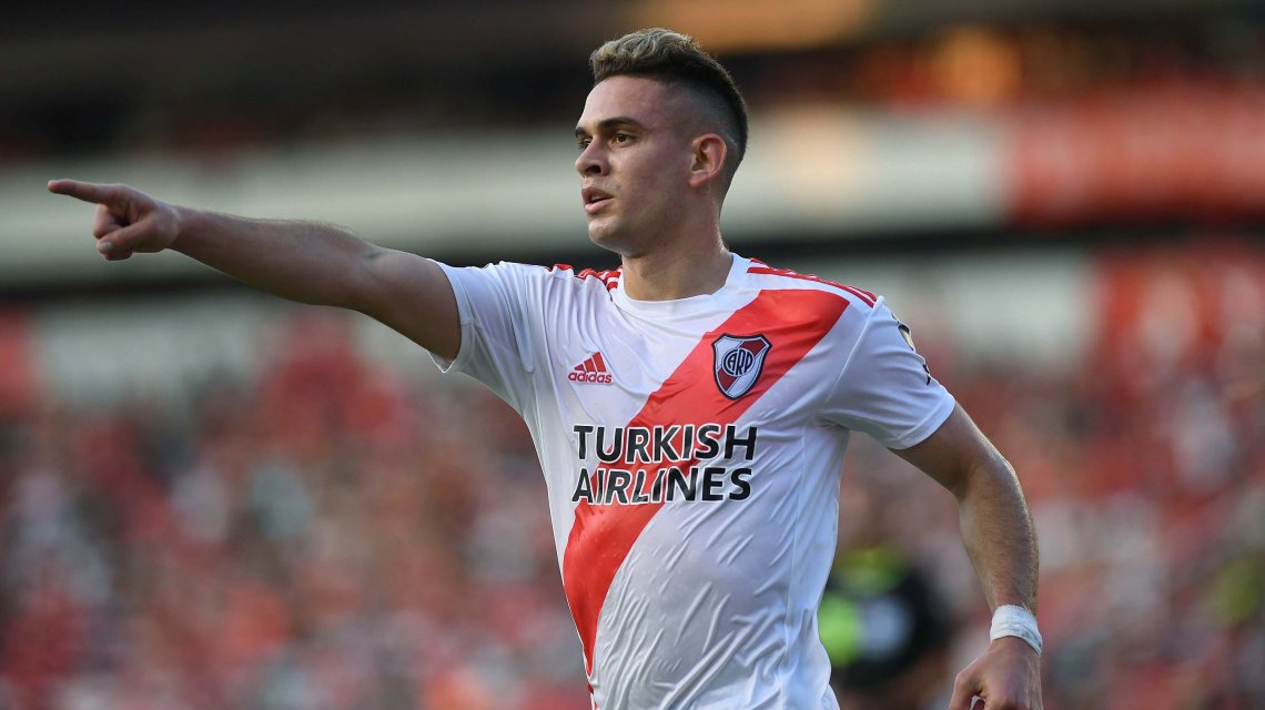 River le ganó al Independiente de Pusineri en Avellaneda