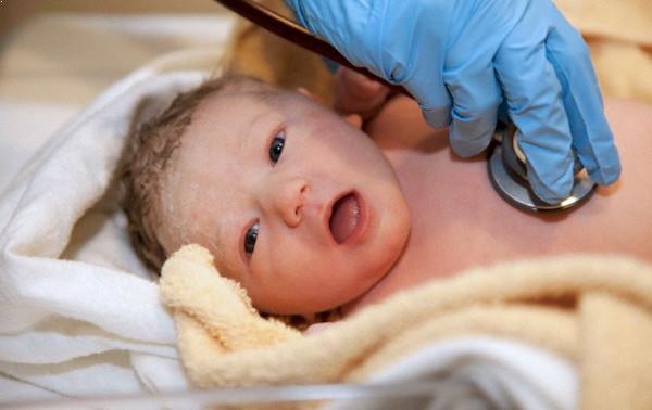 Nacimientos: el 2020 da la bienvenida a 392.000 bebés, según Unicef