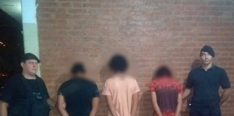 Posadas: detuvieron a tres jóvenes acusados de robar dos celulares de una vivienda