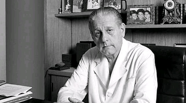 Hoy cumpliría 100 años René Favaloro, el argentino que desarrolló el 'bypass' coronario