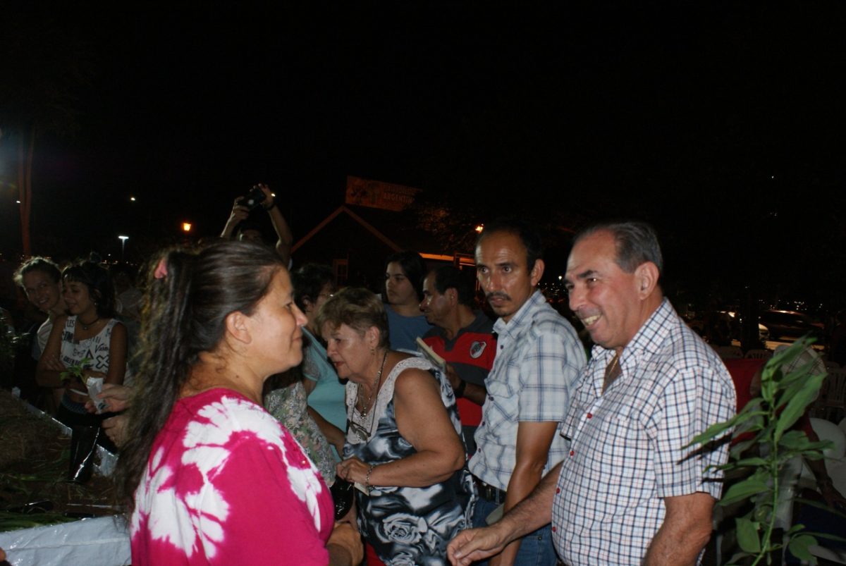 Más de 200 personas se capacitaron en el curso de huertas y arreglo floral 3 6 - huertas3 - 5