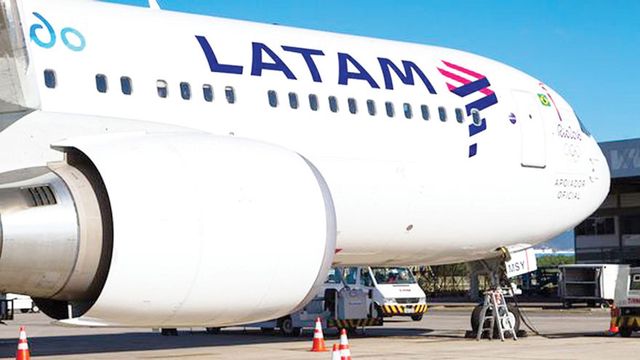 Pánico de más de 200 argentinos en un vuelo de Miami a Buenos Aires