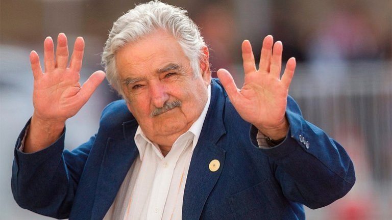 Mujica: “En vez de traer 100 mil cagadores argentinos hay que hacer que los nuestros inviertan acá”