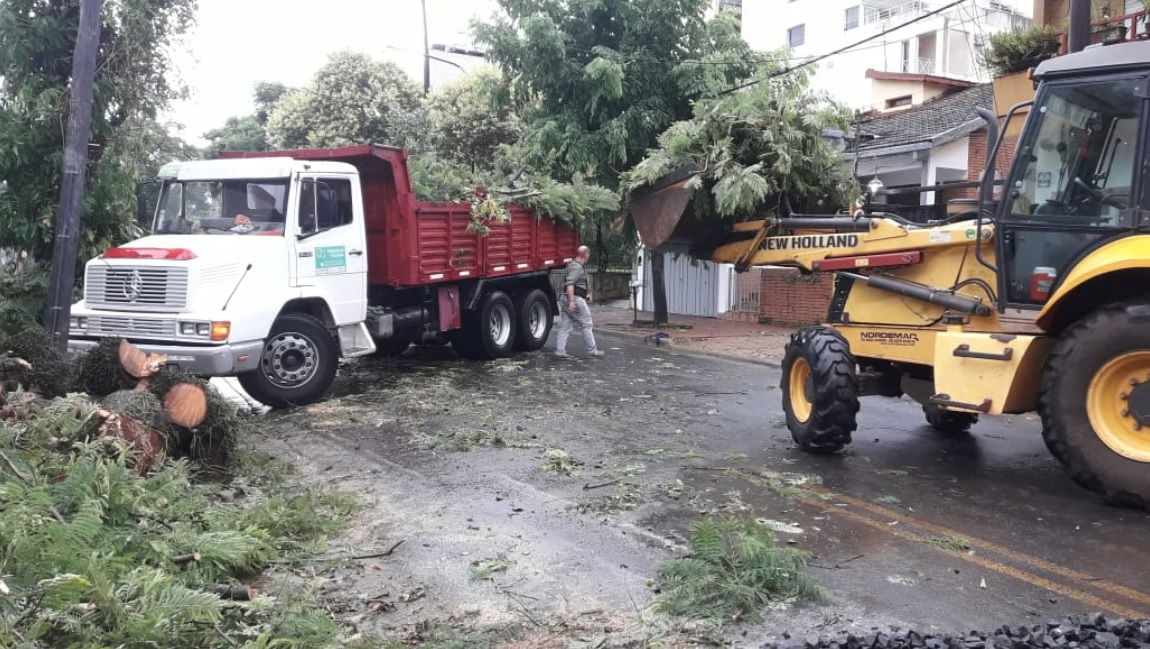 Asistieron a 10 familias por el temporal: Itaembé Miní y Sol de Misiones fueron los barrios más afectados