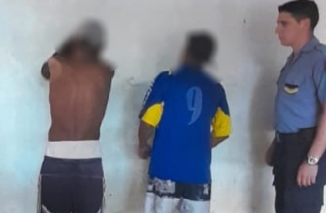 Puerto Rico: detuvieron a dos hermanos acusados de robarle la billetera a una mujer en un hospedaje