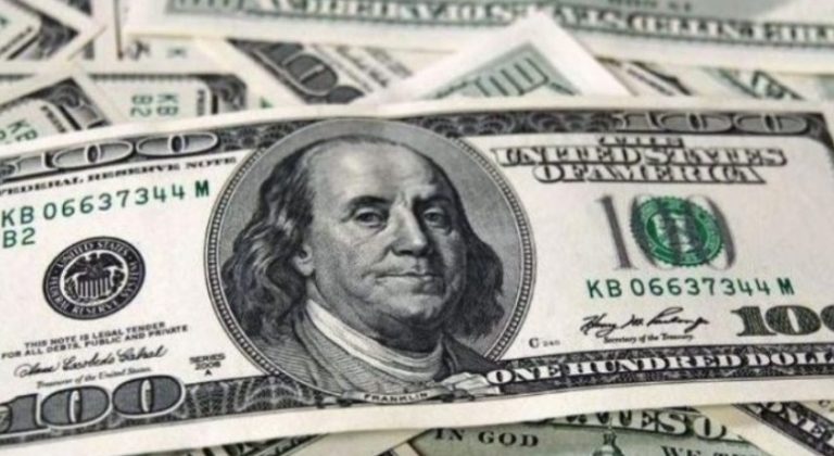 Dólar hoy: en casas de cambio de Posadas se vende a $63