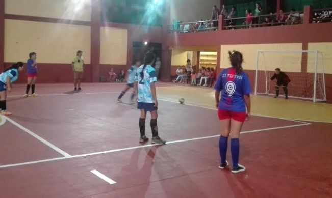 Futsal femenino: Las Panteras derrotaron a Arsenal por 3-1 y son líderes del certamen en Santa Ana