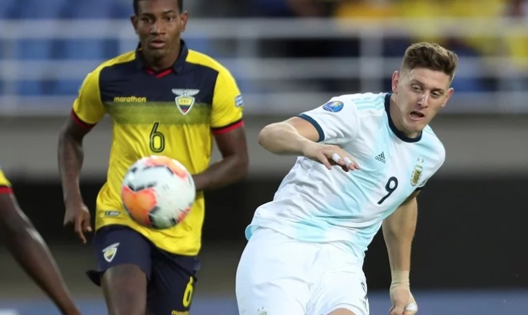 Argentina enfrenta hoy a Uruguay por el Preolímpico Sub 23: horario, TV y formaciones