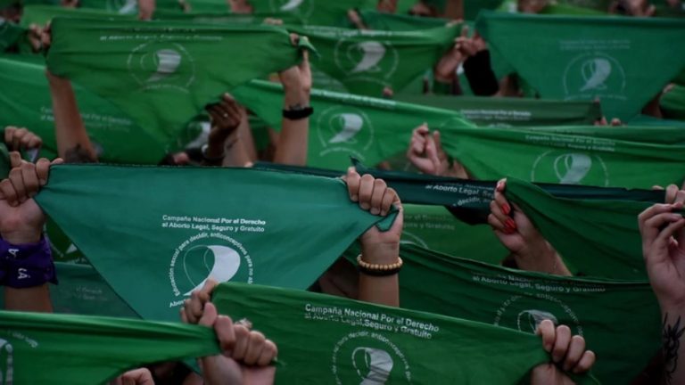 Pañuelazo verde: hoy habrá un nuevo reclamo por el aborto legal en todo el país
