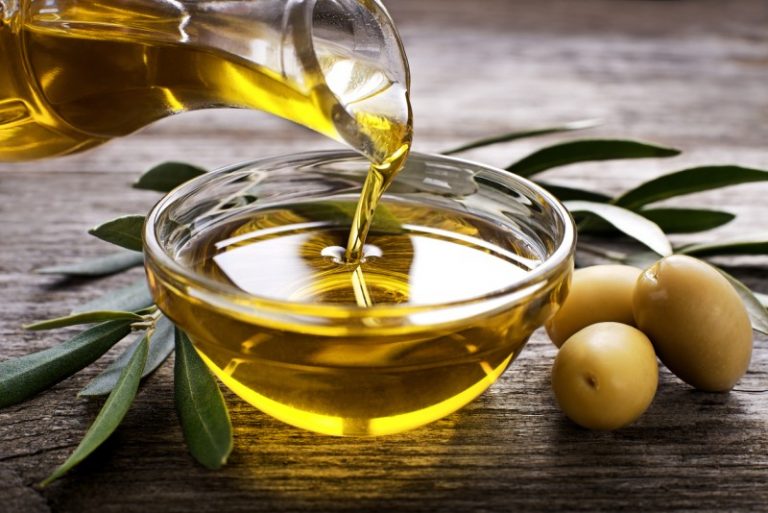 ANMAT prohibió la comercialización de un aceite de oliva y alertó sobre serie de productos médicos