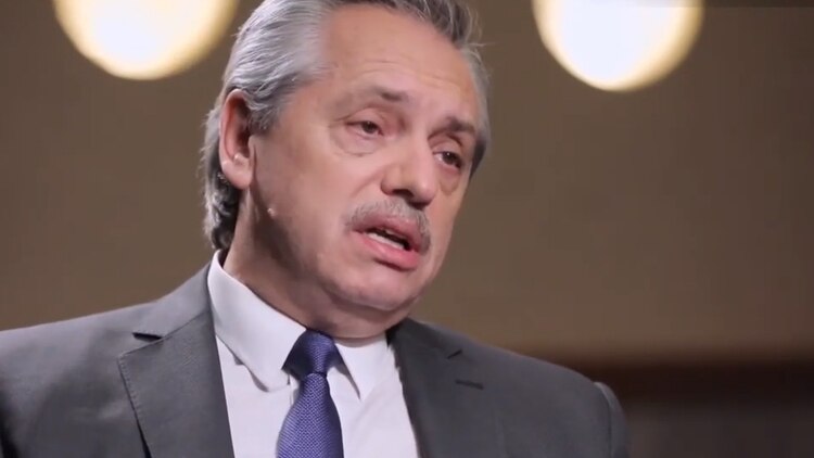 Fernández descartó que haya emisión de moneda "a lo loco"