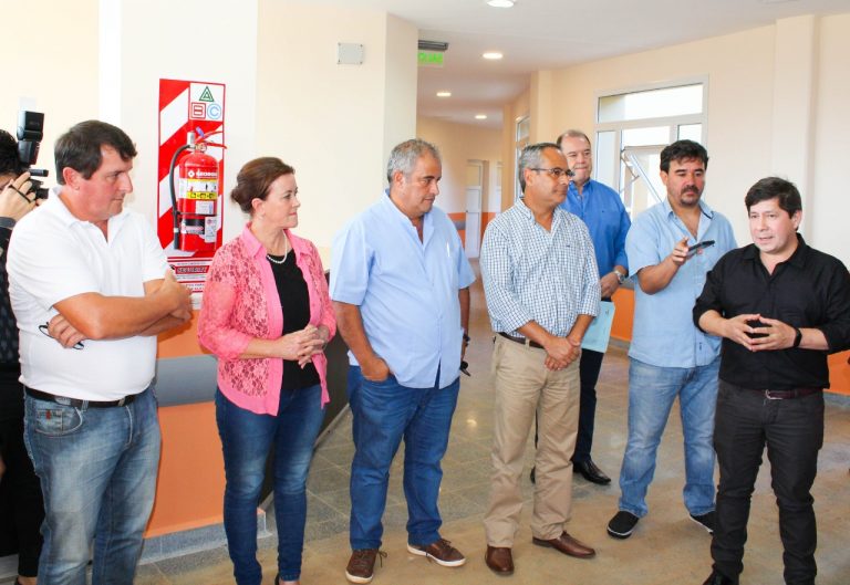 Alarcón puso en funciones a las nuevas autoridades del Hospital Nivel II de San Vicente