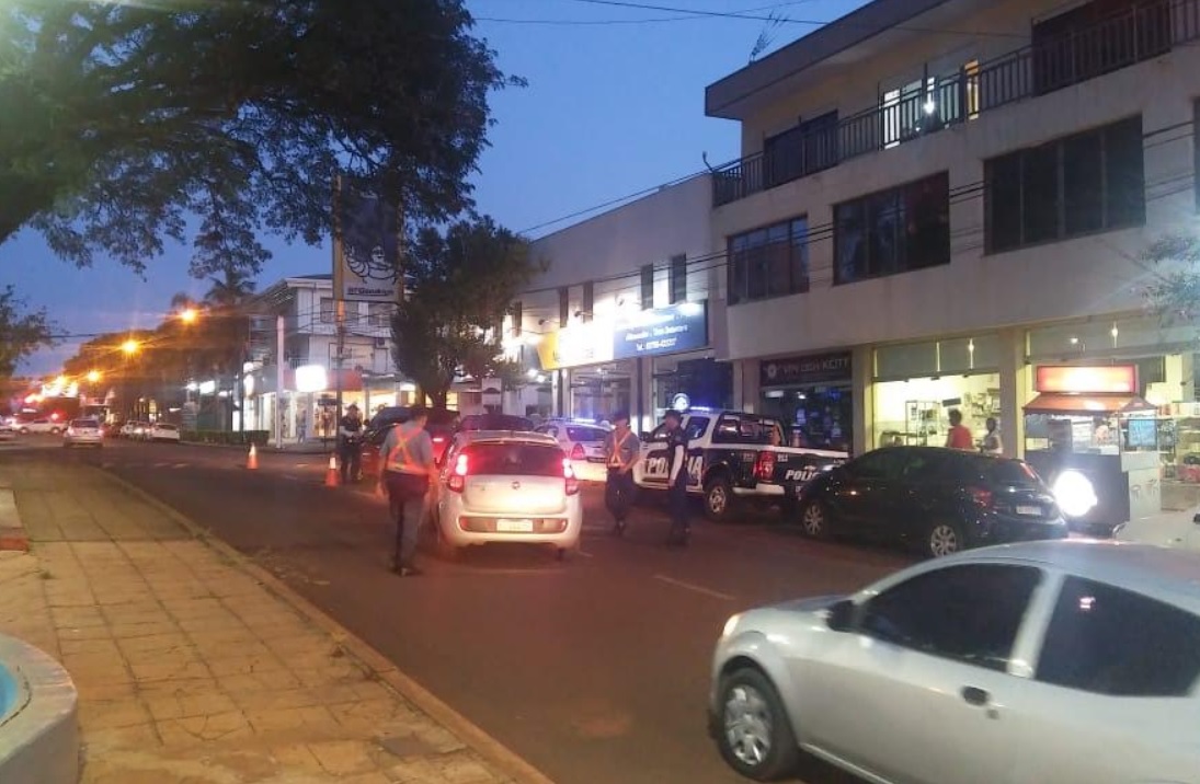 Operativos de tránsito en Oberá: se labraron 30 actas de infracción y se retuvieron 15 licencias de conducir