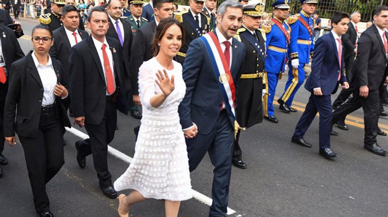 Ahora la primera dama de Paraguay tiene dengue