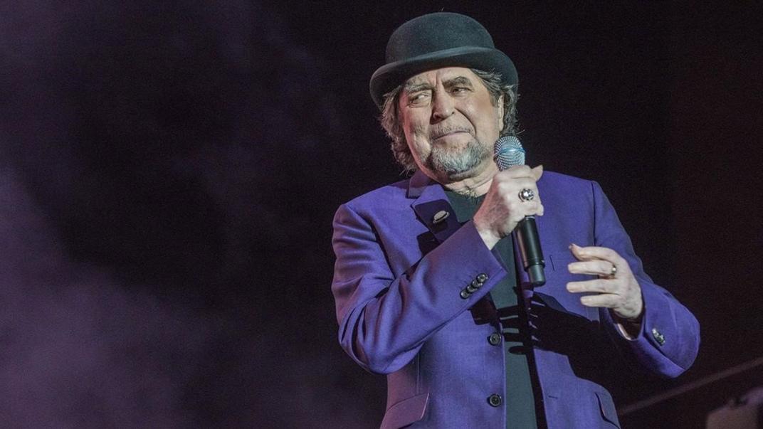 Operaron de urgencia a Joaquín Sabina por un derrame cerebral