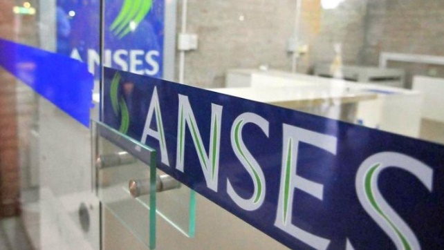 El 3 de abril comenzará el pago de los $10.000 a beneficiarios de AUH y AUE