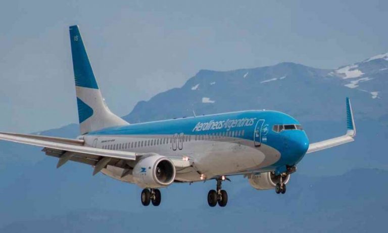 Coronavirus: Aerolíneas Argentinas cancela todos sus vuelos de cabotaje