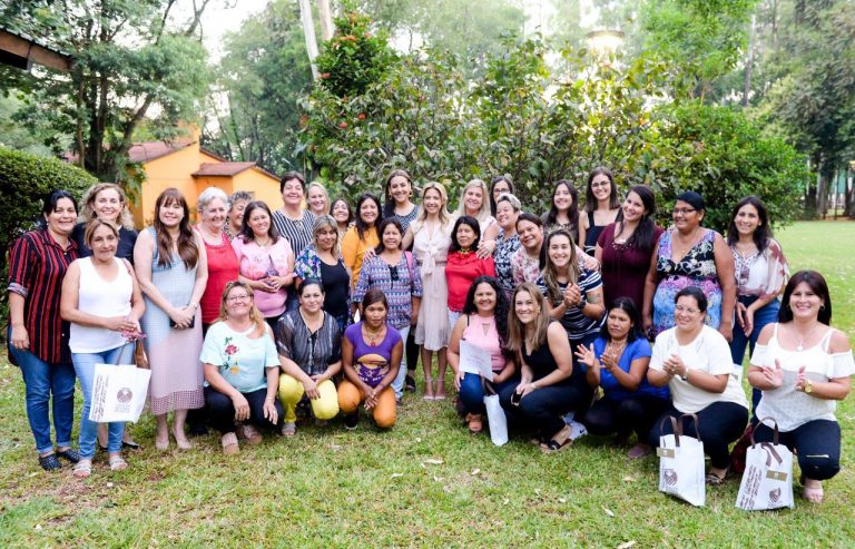 Fabiola Yáñez participó del “Primer Encuentro Provincial de Mujeres Reales” en Posadas