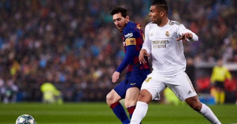 Fútbol de España: el Real Madrid derrotó al Barcelona de Messi 2-0 y es puntero de la liga